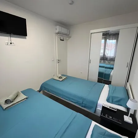 Sun & Sea Apartment *